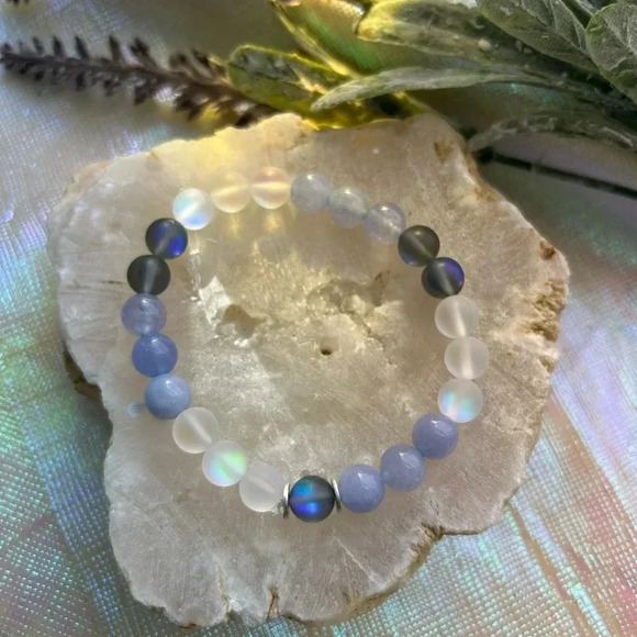 🩵🤍Handmade Blue agate + Frosted glass aura bead bracelet🤍🩵 - Picture 1 of 4